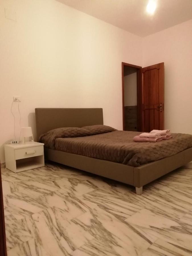 Thomas'S Home - Appartamento A คอมิโซ ภายนอก รูปภาพ