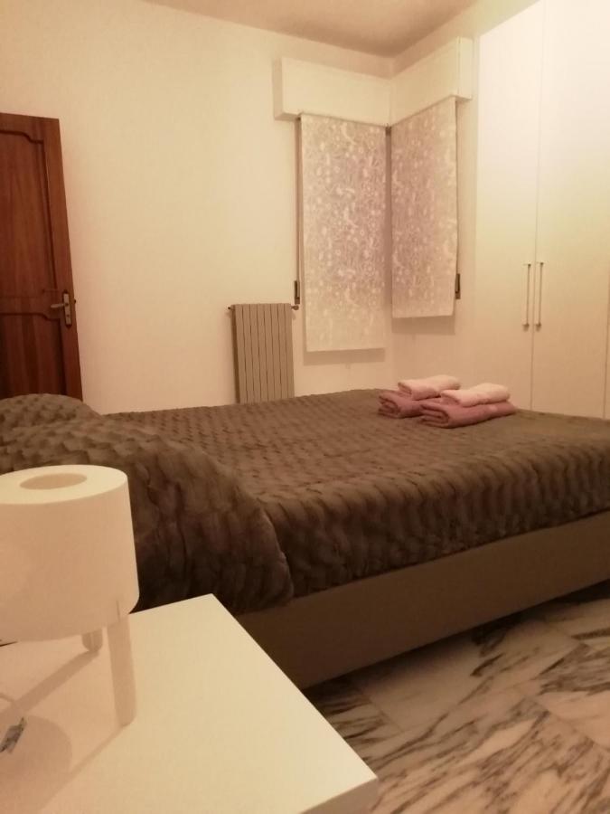 Thomas'S Home - Appartamento A คอมิโซ ภายนอก รูปภาพ